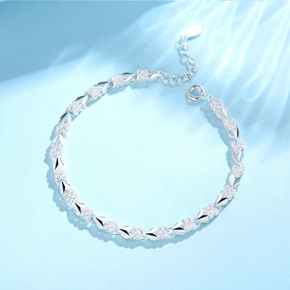 😀👉【Горещи продажби】💖🍀Нова модна гривна от сребро 925 с четирилистна детелина за жени.