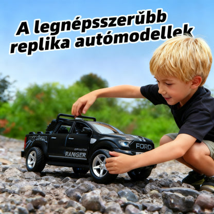 🚙 1:32 Retro F350 öntöttfém modellautó nyitható ajtókkal és levehető pótkerekkel