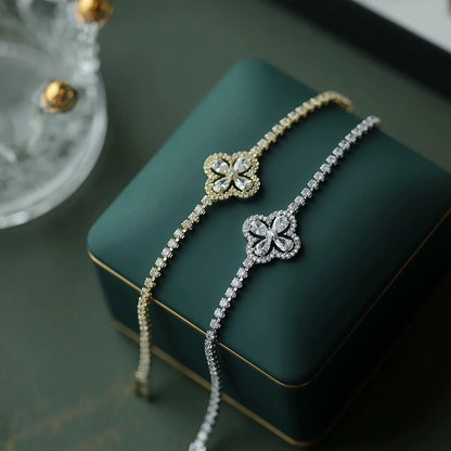 ✨Βραχιόλι με τετράφυλλο τριφύλλι, εξαιρετικά λαμπερό, βραχιόλι με διαμάντια, εξαιρετικά πολυτελές και μοναδικό