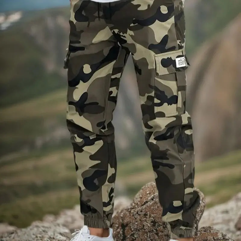 🛠️ 60 % POPUST! 👖 Trpežne taktične delovne hlače - mešanica najlona in bombaža, veliko funkcionalnih žepov, idealne za delo na prostem 🌲